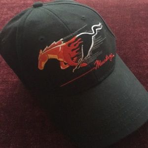Mustang black ball cap